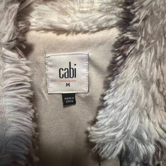 Cabi Aspen Faux Fur Vest Cabincore Size M - Picture 4 of 4
